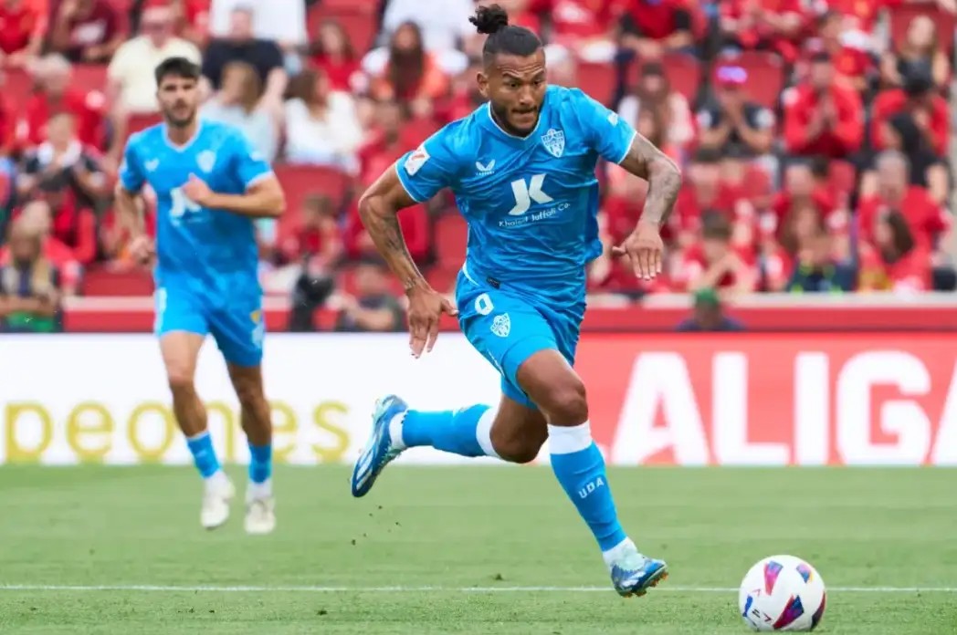 又一个路易斯·苏亚雷斯,书写平民逆袭故事